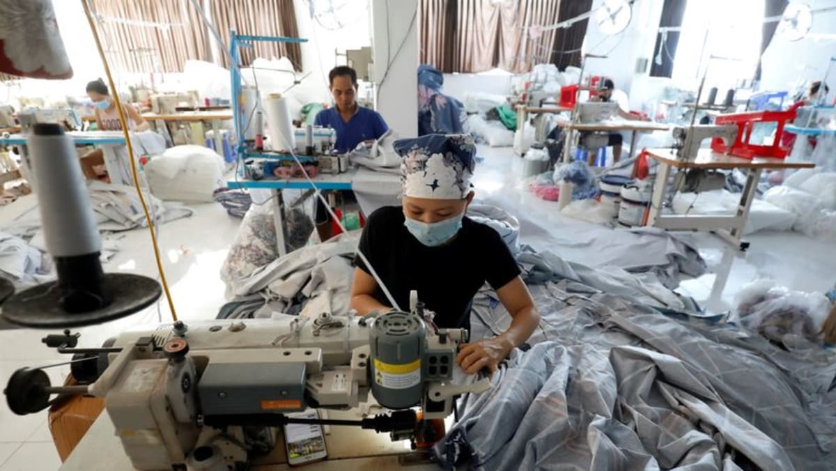 Vietnam mencari paket stimulus US,3 miliar untuk menopang ekonomi yang dilanda virus