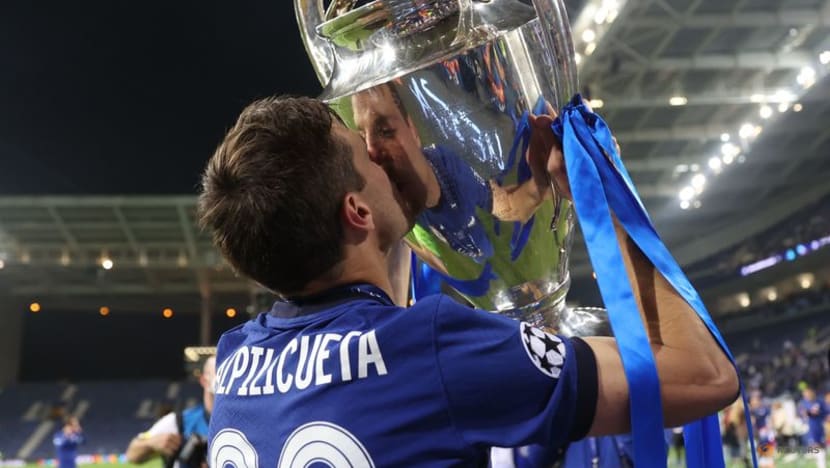 Defender Azpilicueta leaves Chelsea after 11 years
