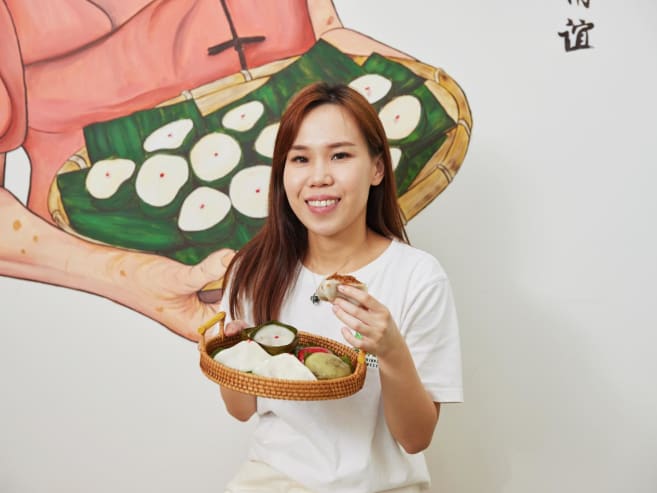 This young woman quit her hotel job to sell Hainanese kueh: 'When my grandmother passed away, it changed me'