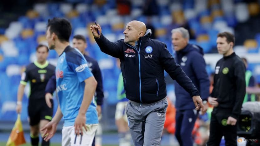 Napoli disappoint in 0-0 draw against Verona Napoli disappoint in 0-0 draw against Verona