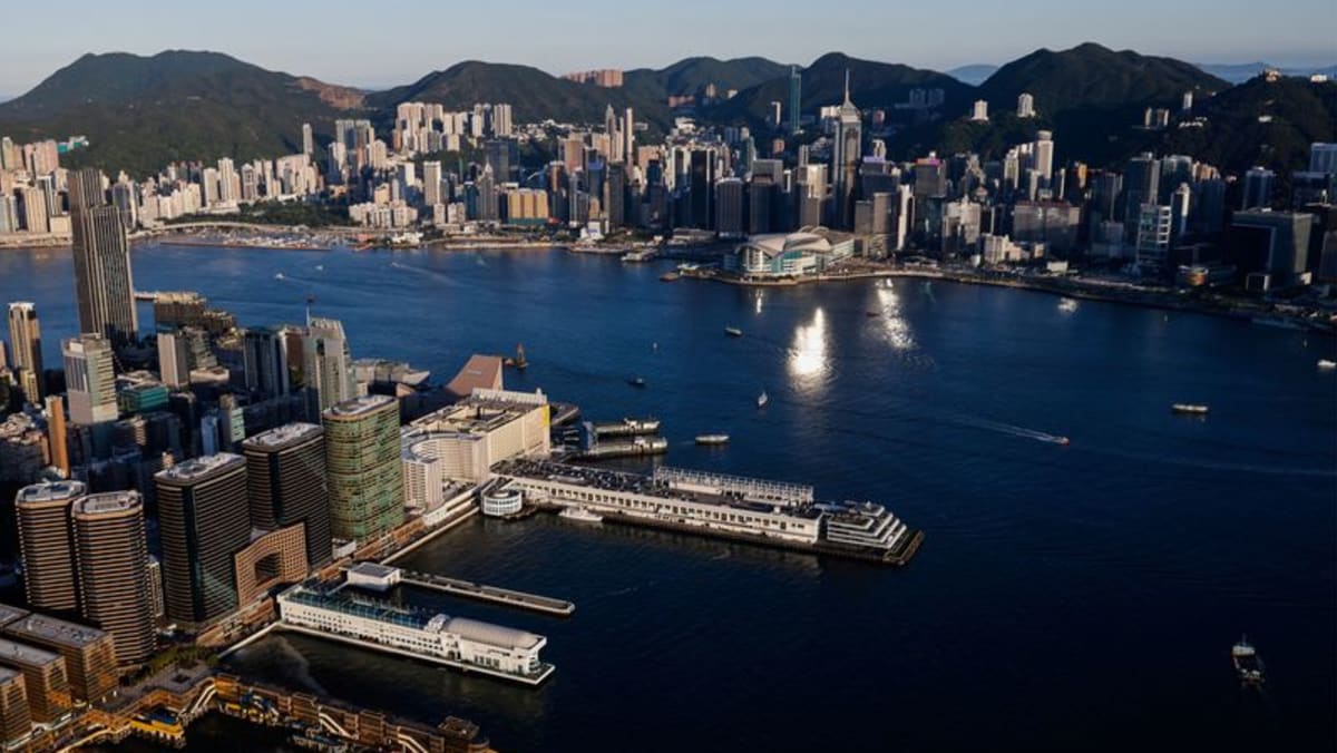 Dana Tiongkok mengalir ke Hong Kong untuk memuaskan investor daratan