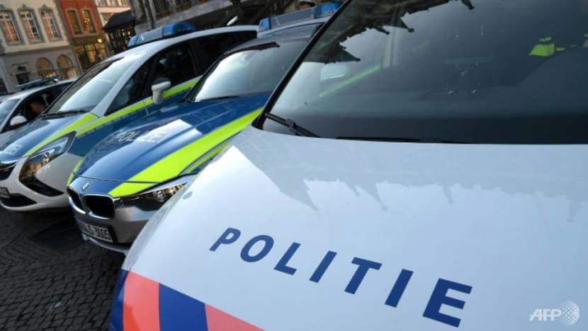 Fourth death after Dutch policeman shoots family Fourth death after Dutch policeman shoots family