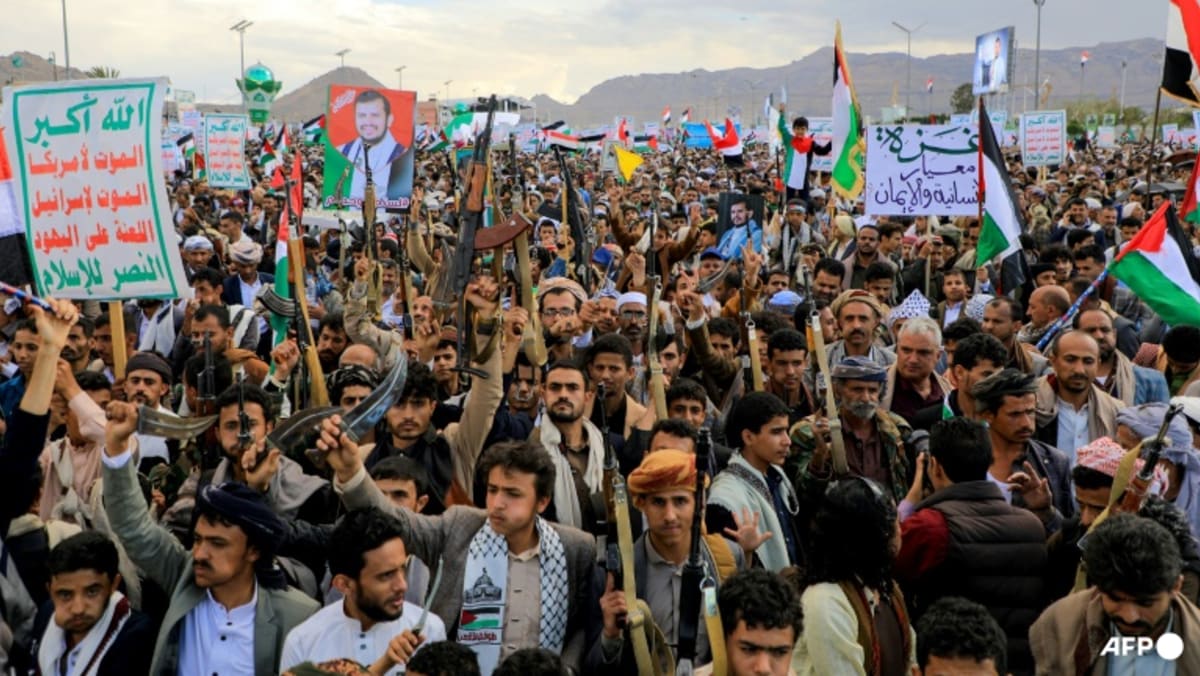 Missile hits ship off Yemen as rebels threaten wider campaign