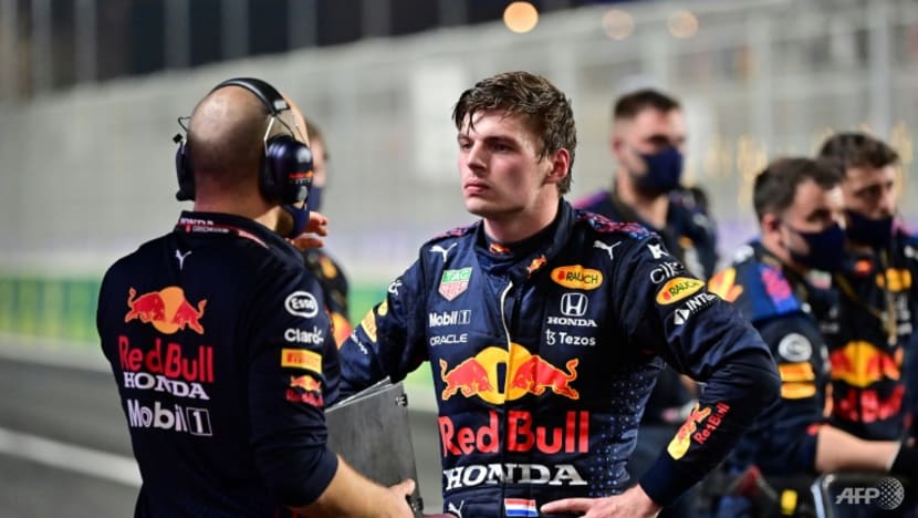 Chaotic Saudi Arabian GP suspended a second time Chaotic Saudi Arabian GP suspended a second time