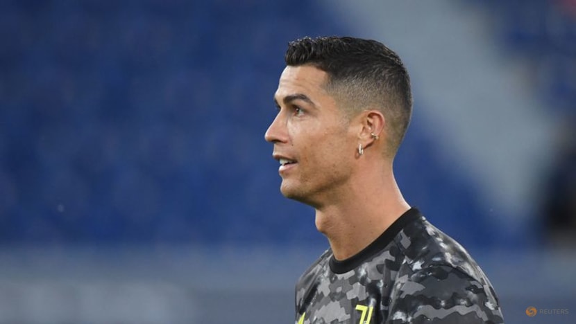 Football:Ronaldo dedicates Manchester United move to former boss Ferguson Football:Ronaldo dedicates Manchester United move to former boss Ferguson