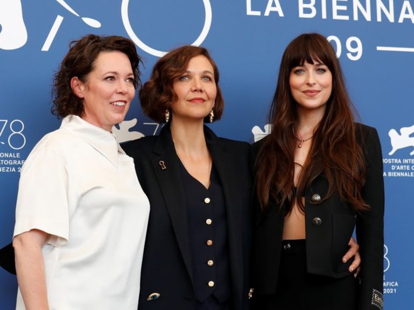 Maggie Gyllenhaal picks Ferrante novel for her directing debut Maggie Gyllenhaal picks Ferrante novel for her directing debut