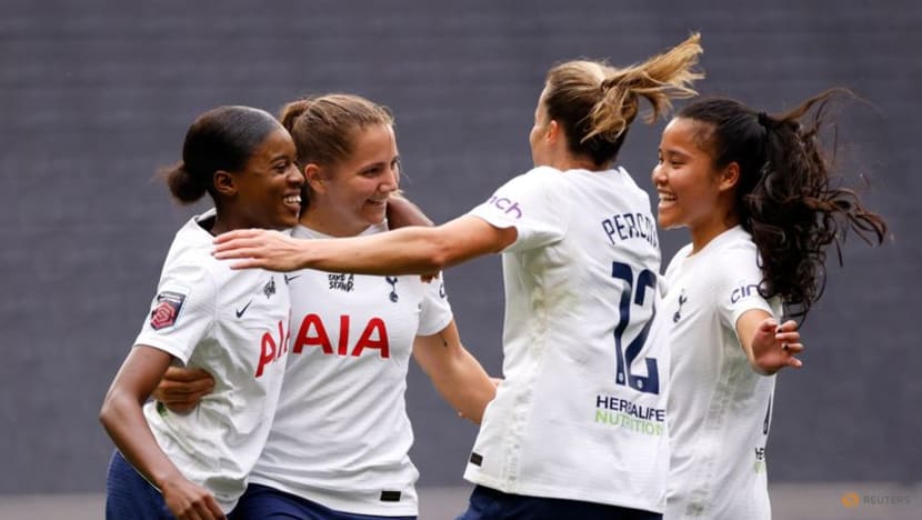 Football: Tottenham scrape past Birmingham in WSL opener, Man City rout Everton Football: Tottenham scrape past Birmingham in WSL opener, Man City rout Everton
