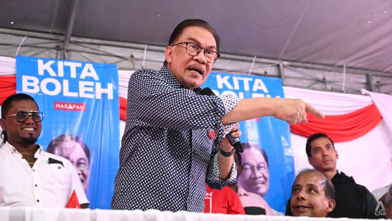 'I’ll be a leader for all Malaysians': Anwar delivers message of unity in Perak ahead of Nomination Day 'I’ll be a leader for all Malaysians': Anwar delivers message of unity in Perak ahead of Nomination Day
