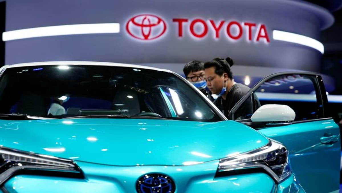 Eksklusif-Toyota beralih ke teknologi Cina untuk mencapai cawan suci listriknya