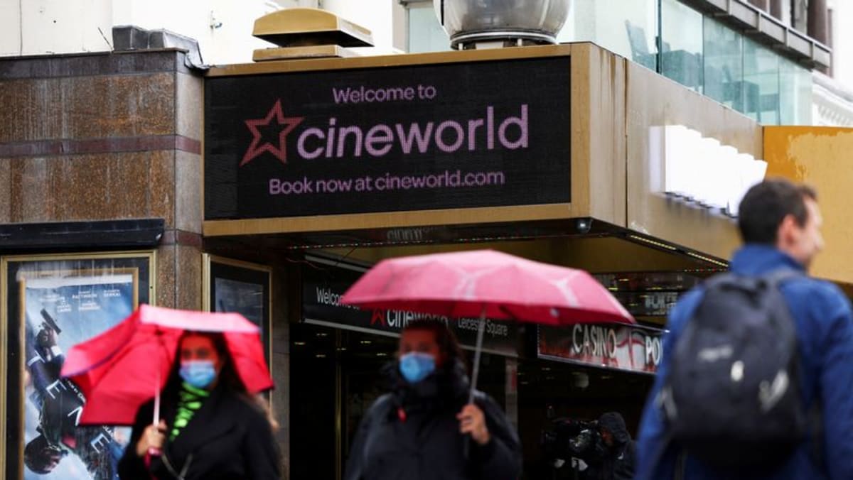 ‘Spider-Man’ membawa pulang banyak penonton dan uang untuk Cineworld Inggris
