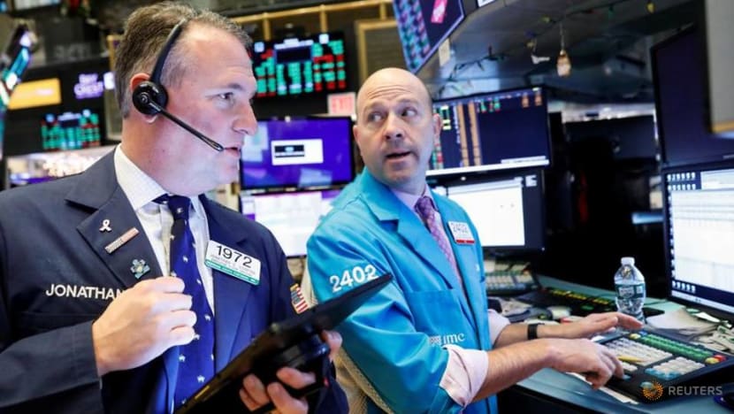 Dow edges to record, but Nasdaq winning streak ends Dow edges to record, but Nasdaq winning streak ends