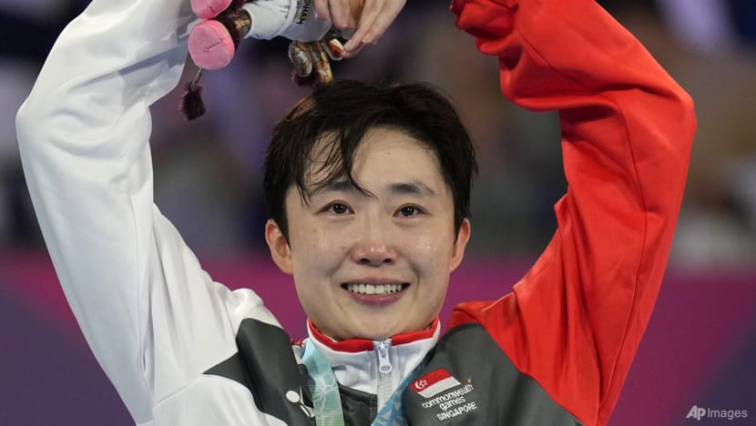 Table tennis: Feng Tianwei beats Zeng Jian in all-Singapore women's singles final at Commonwealth Games Table tennis: Feng Tianwei beats Zeng Jian in all-Singapore women's singles final at Commonwealth Games