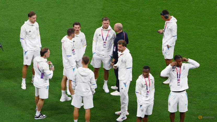Germany opt for three man defence, Costa Rica make three changes Germany opt for three man defence, Costa Rica make three changes