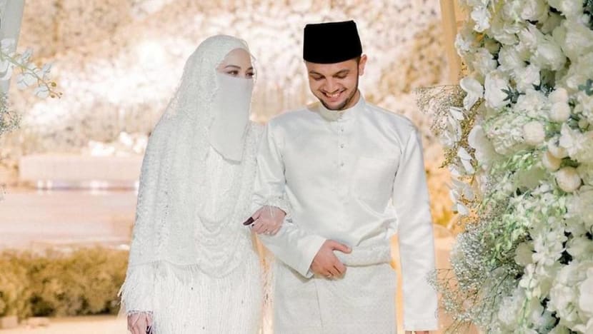 Malaysian celebrity Neelofa in the spotlight again for alleged violation of Hari Raya visiting ban Malaysian celebrity Neelofa in the spotlight again for alleged violation of Hari Raya visiting ban