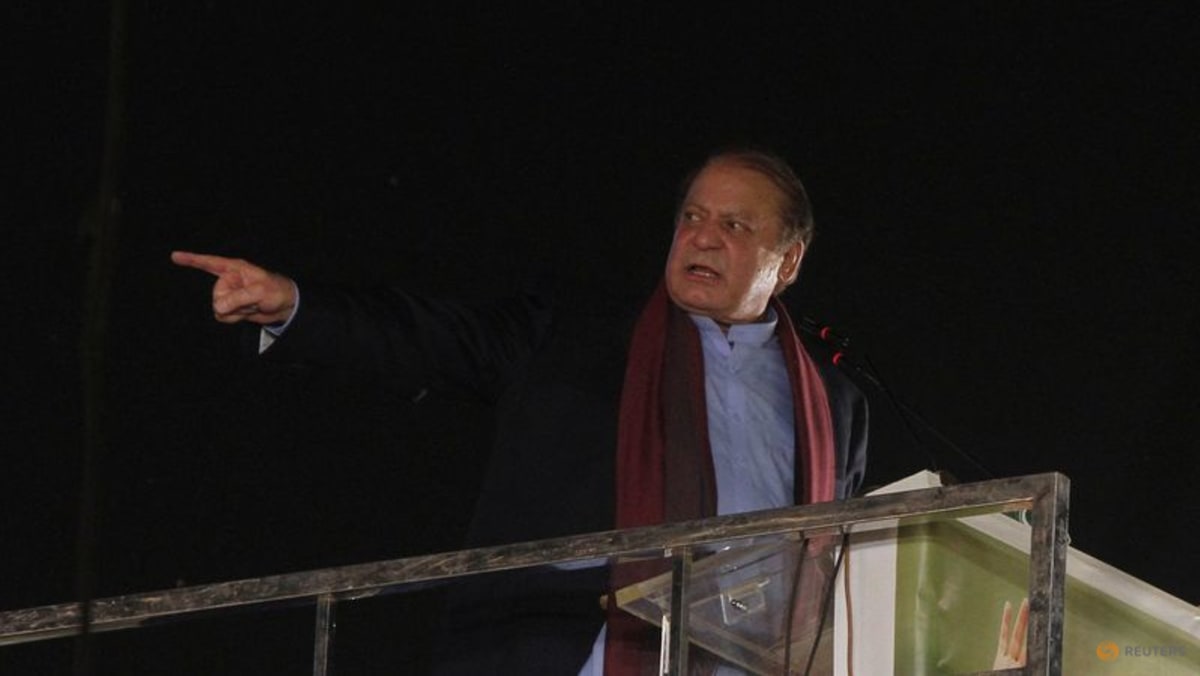 Pakistan court overturns former PM Nawaz Sharif’s graft conviction