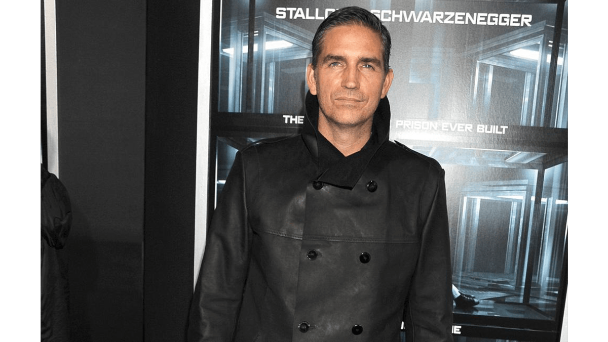 Jim Caviezel Resurrected As Jesus In Passion Of The Christ Sequel 8days
