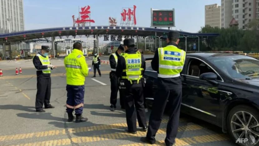 Pihak berkuasa China mohon maaf susuli kematian budak semasa sekatan pergerakan COVID-19 Pihak berkuasa China mohon maaf susuli kematian budak semasa sekatan pergerakan COVID-19