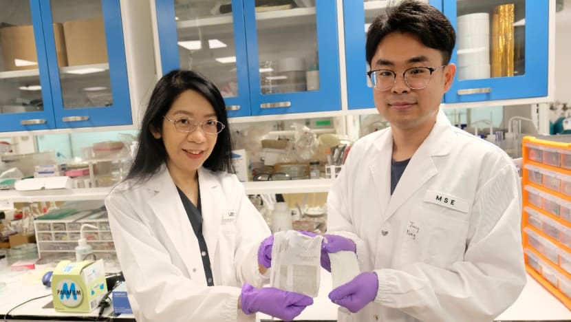 NTU scientists develop 'fabric' that turns body movement into electricity