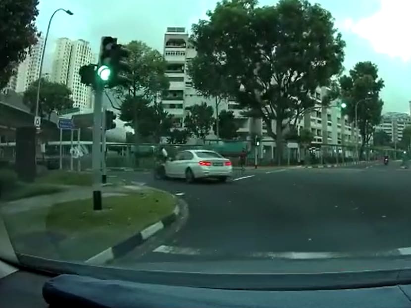 A screenshot from a video of an accident that happened at 7.10pm along Bukit Batok West Avenue 5 on July 6, 2022.&nbsp;