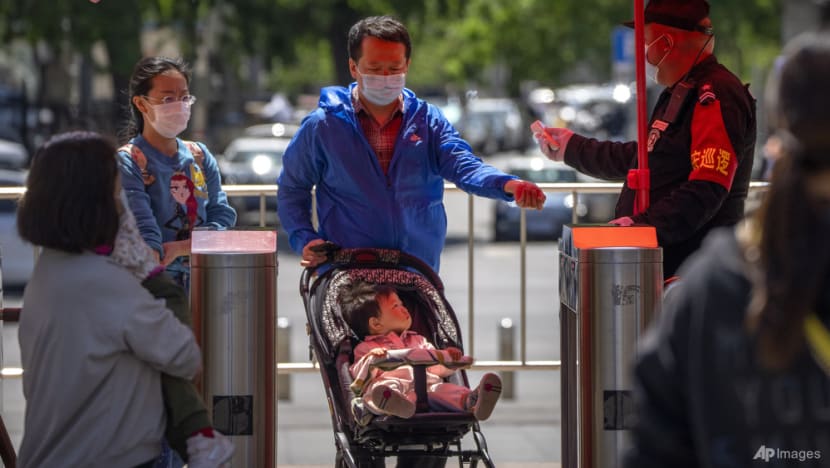 China's zero-COVID restrictions curb May 1 holiday travel China's zero-COVID restrictions curb May 1 holiday travel