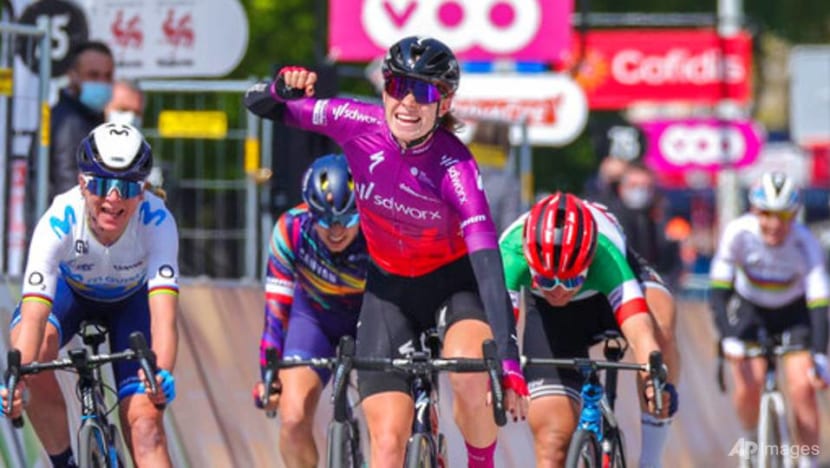Cycling: UCI confirms women's Tour de France to return in 2022 Cycling: UCI confirms women's Tour de France to return in 2022
