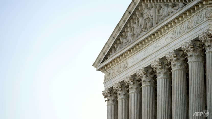 US Supreme Court extends hold on abortion pill restrictions