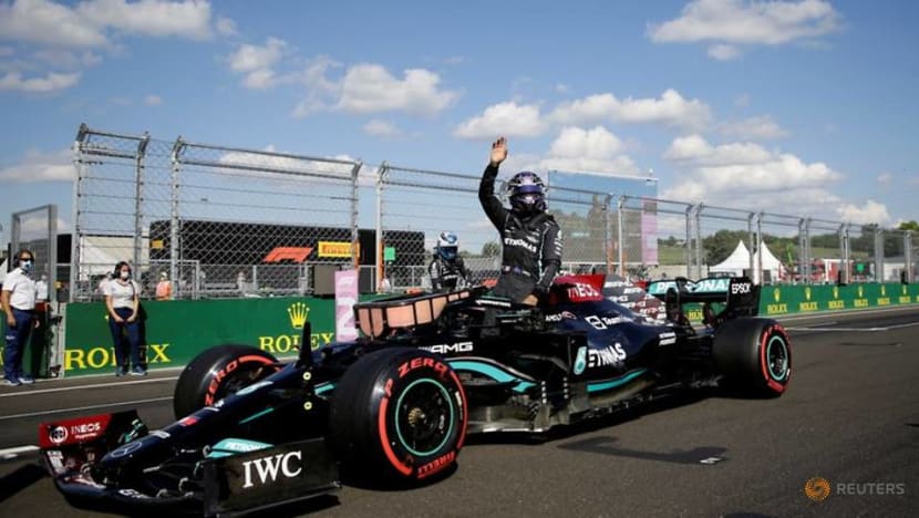 Formula 1: Hamilton leads Mercedes front row lockout in qualifying for Hungarian GP Formula 1: Hamilton leads Mercedes front row lockout in qualifying for Hungarian GP