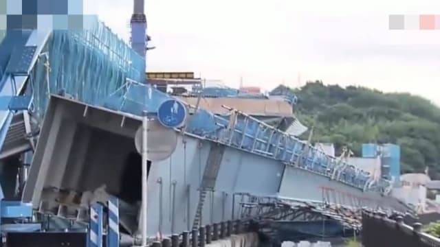 日本静冈市一座兴建中的高架桥坍塌 造成二死六伤