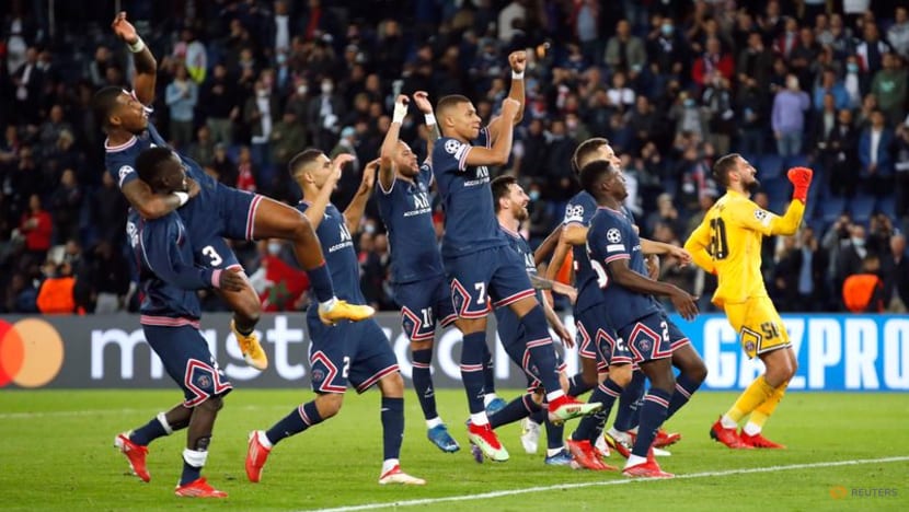 Messi scores maiden goal for PSG in 2-0 win over Man City Messi scores maiden goal for PSG in 2-0 win over Man City