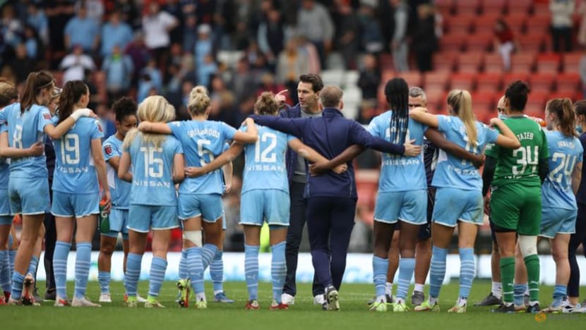 Manchester United held to 2-2 draw by Manchester City in WSL derby Manchester United held to 2-2 draw by Manchester City in WSL derby