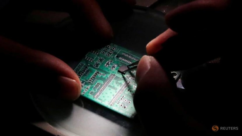 Electronics sector continues to grow despite COVID-19, offered more than 2,800 opportunities since April: MOM Electronics sector continues to grow despite COVID-19, offered more than 2,800 opportunities since April: MOM