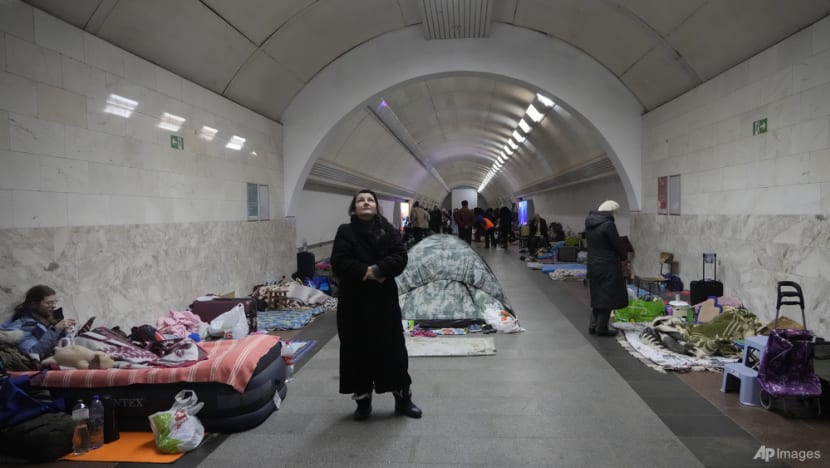 3 more Singaporeans evacuated from Ukraine, 6 remain: Vivian Balakrishnan 3 more Singaporeans evacuated from Ukraine, 6 remain: Vivian Balakrishnan