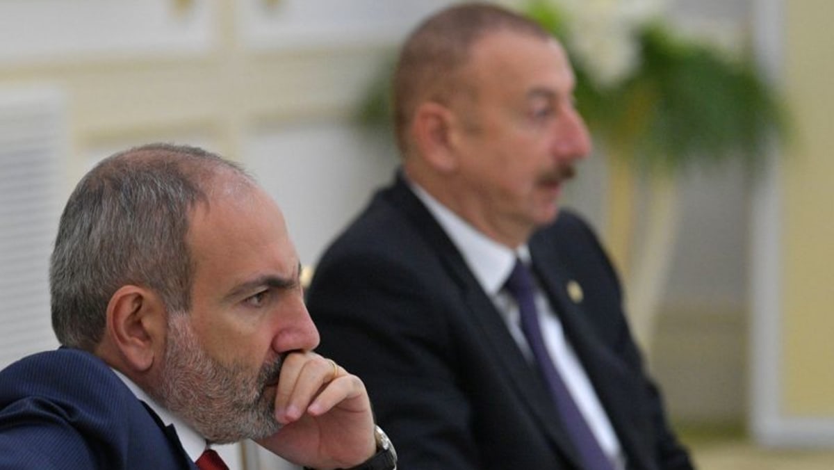 Armenia dan Azerbaijan setuju untuk melakukan pembicaraan di Brussel untuk mengatasi ketegangan, kata UE