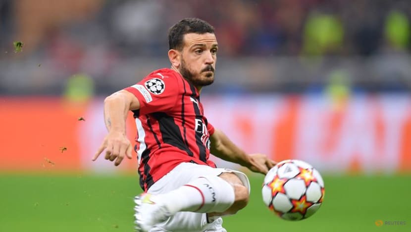 Last-gasp Suarez penalty earns Atletico victory over 10-man Milan Last-gasp Suarez penalty earns Atletico victory over 10-man Milan