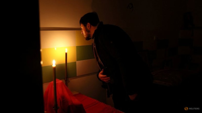Zelenskyy urges residents to be strong as Ukraine races to restore power Zelenskyy urges residents to be strong as Ukraine races to restore power