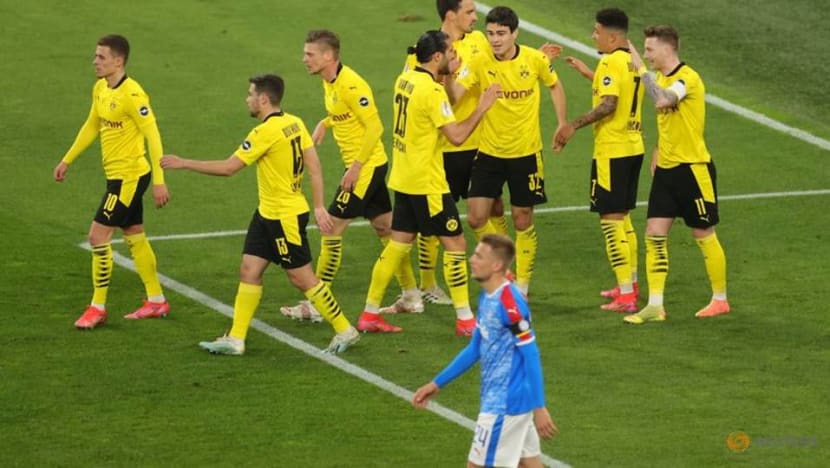 Holstein kiel vs dortmund ᐉ Borussia