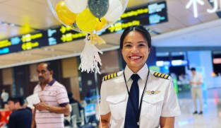 Wanita Melayu pertama yang jadi juruterbang komersial Farhain Abu Bakar kini seorang Kapten