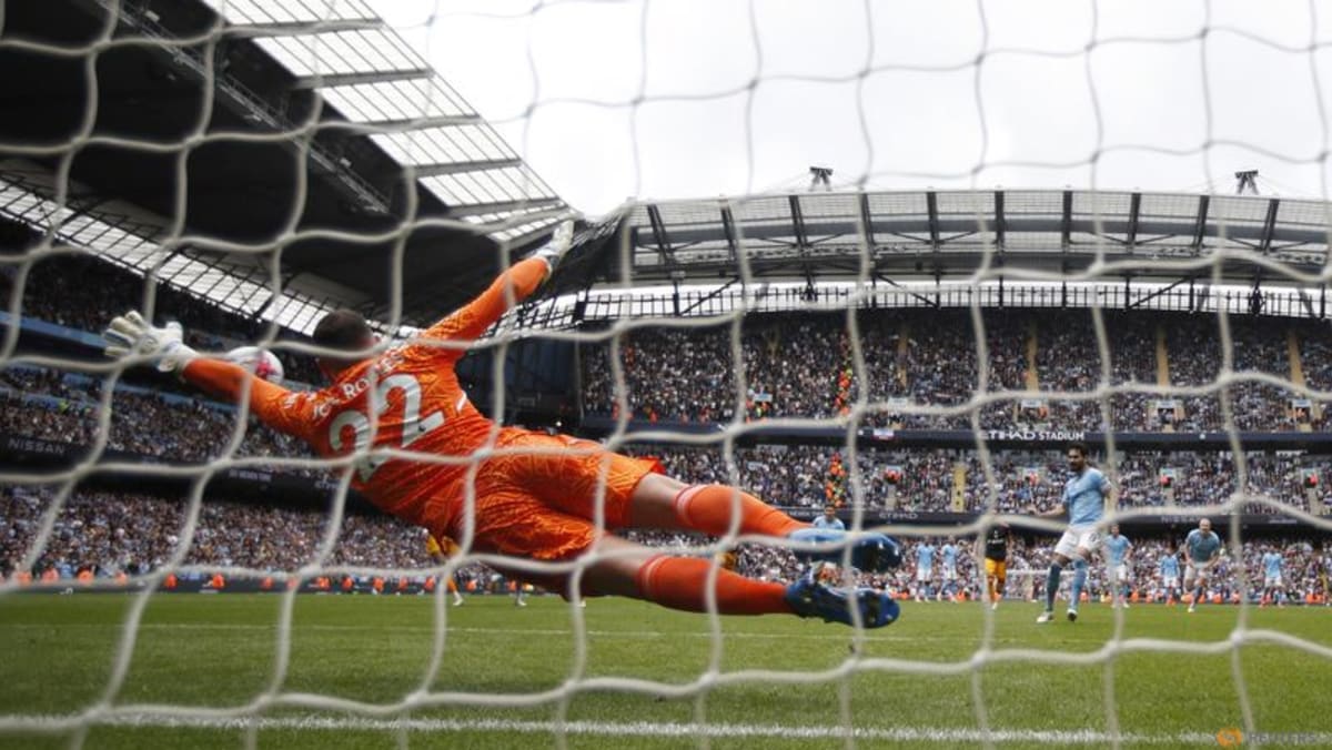 Dua gol Gundogan membawa Manchester City unggul empat poin di puncak klasemen Liga Inggris
