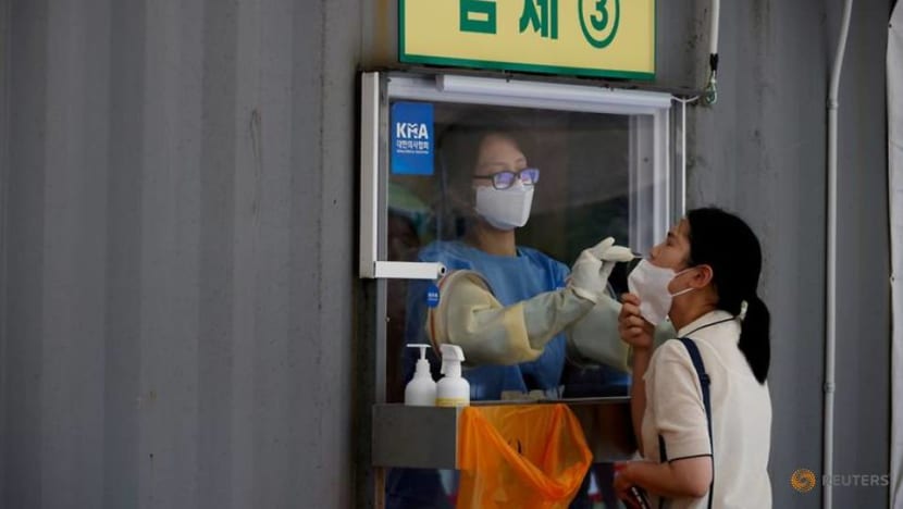 South Korea reports highest COVID-19 daily count amid fourth wave South Korea reports highest COVID-19 daily count amid fourth wave
