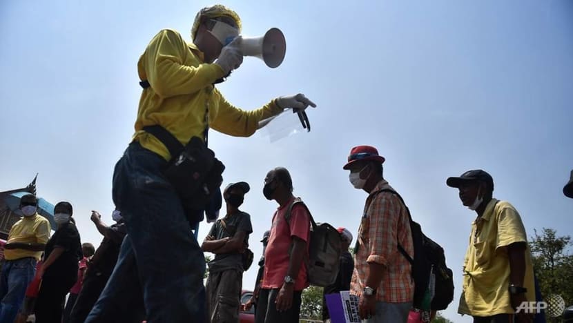 Bangkok breathes cleaner air during COVID-19 pandemic and experts want it to last Bangkok breathes cleaner air during COVID-19 pandemic and experts want it to last