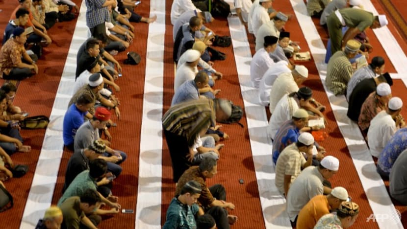Indonesian city orders top staff to 'pray or get a new job' Indonesian city orders top staff to 'pray or get a new job'