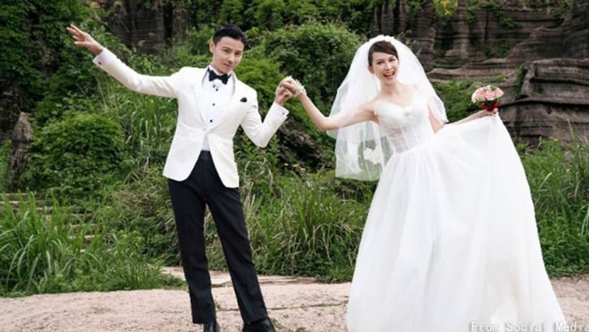 Max Zhang, Ada Choi renew their wedding vows Max Zhang, Ada Choi renew their wedding vows