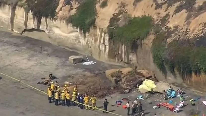 3 maut tebing pantai California runtuh