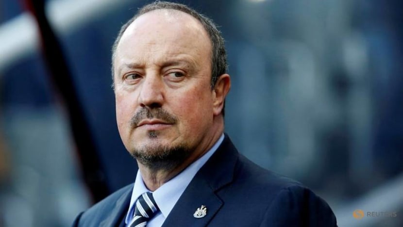 Soccer-Benitez vows to fight for Everton despite fan backlash