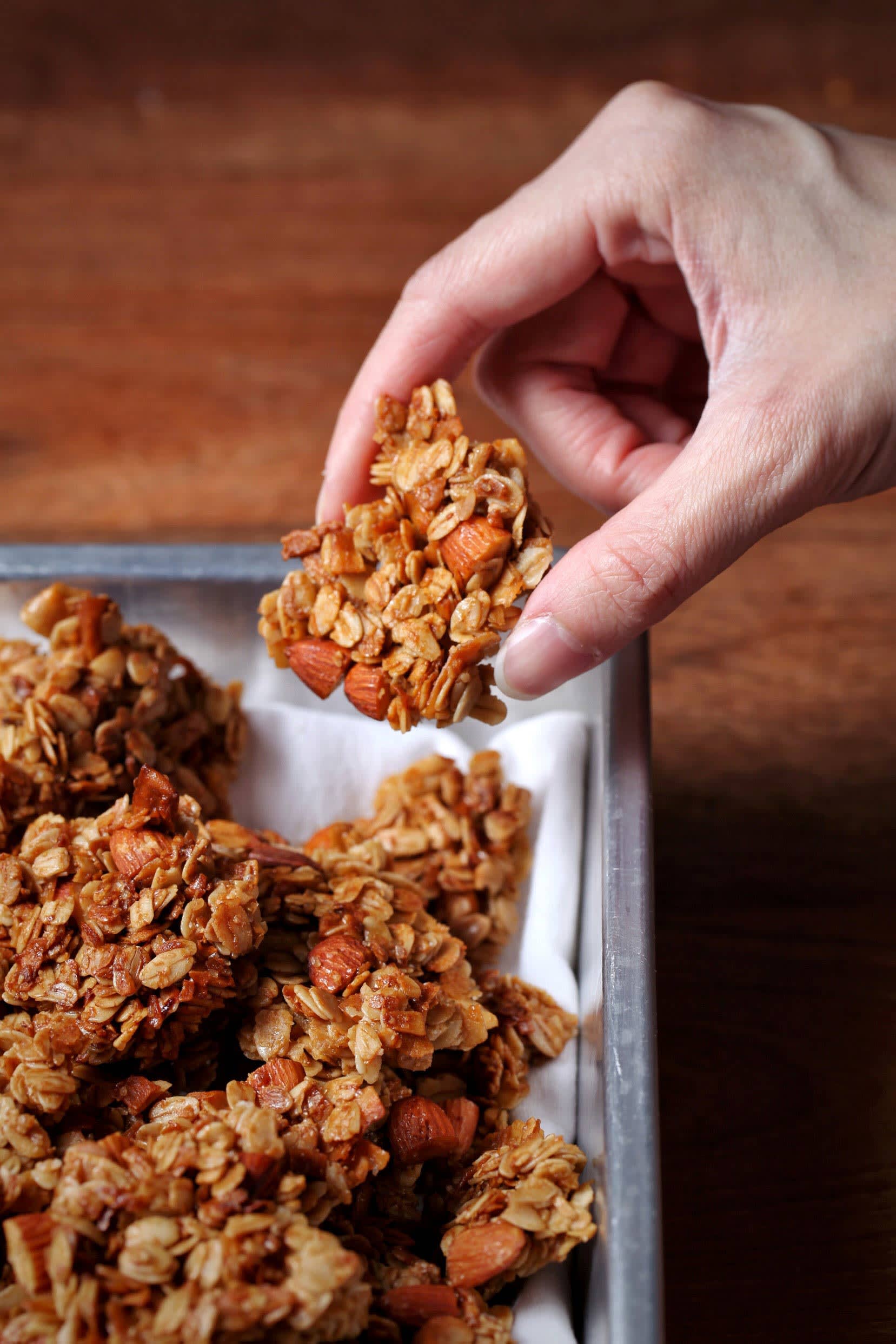 These Salted Gula Melaka & Coconut Granola Clusters The Tastiest Healthy 'Cookies' You'll Eat These Salted Gula Melaka & Coconut Granola Clusters The Tastiest Healthy 'Cookies' You'll Eat