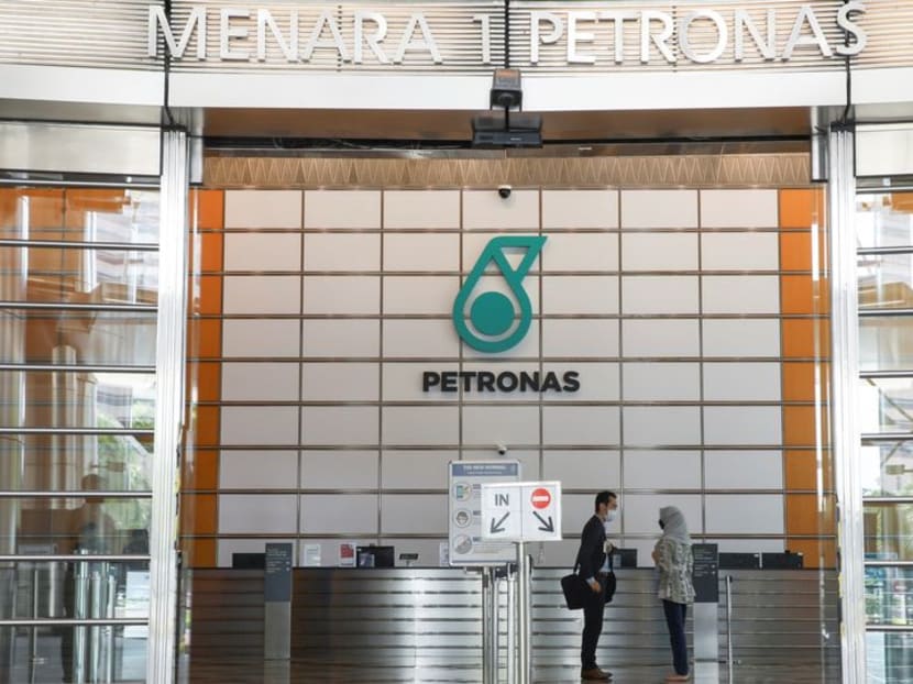 FILE PHOTO: A logo of Petronas is seen at their office in Kuala Lumpur, Malaysia, April 27, 2022. Picture taken on April 27, 2022. REUTERS/Hasnoor Hussain