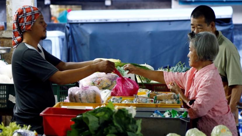Malaysia to disburse nearly $400 million to aid households over food prices