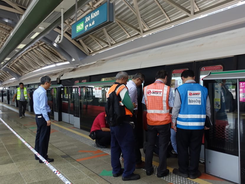 A collision between two trains at Joo Koon MRT station on Wednesday morning (Nov 15) left 25 people injured. Photo: Koh Mui Fong/TODAY