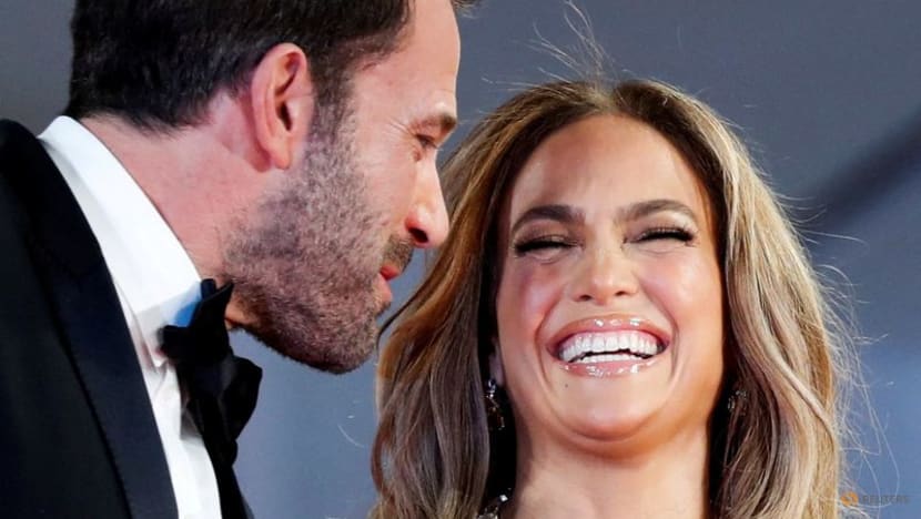 Jennifer Lopez and Ben Affleck are married, reports say Jennifer Lopez and Ben Affleck are married, reports say