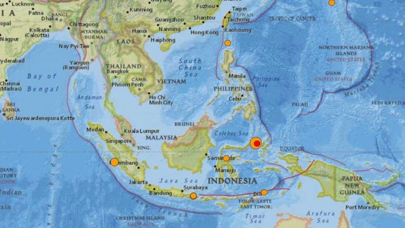 Indonesia lifts tsunami alert after powerful quake causes panic Indonesia lifts tsunami alert after powerful quake causes panic